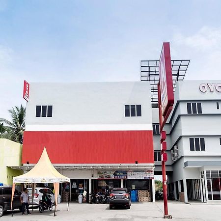 Super Oyo 360 Mangaan Residence Medan Exterior photo